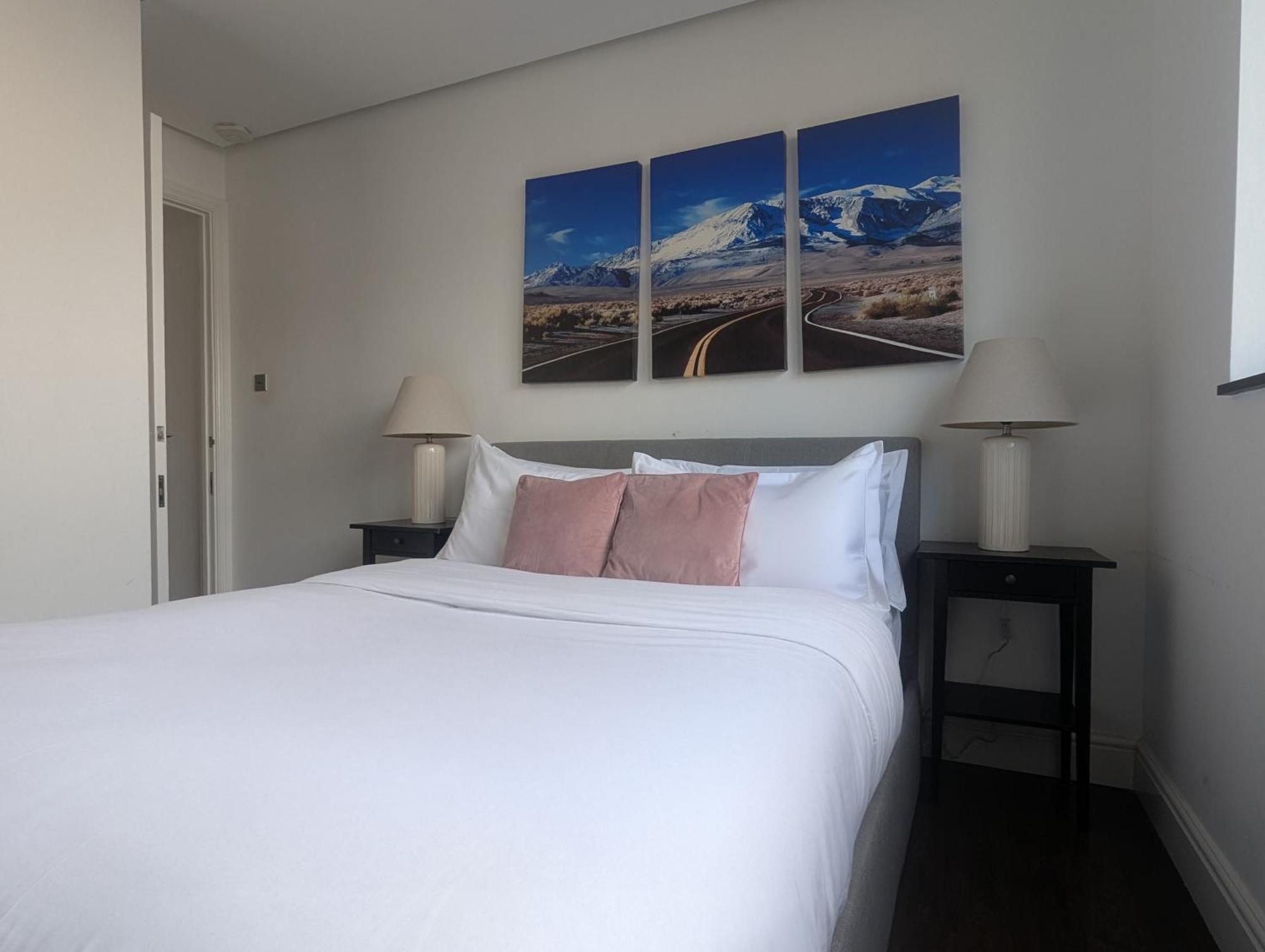Estatesmen Selfridges Oxford Street Apartment