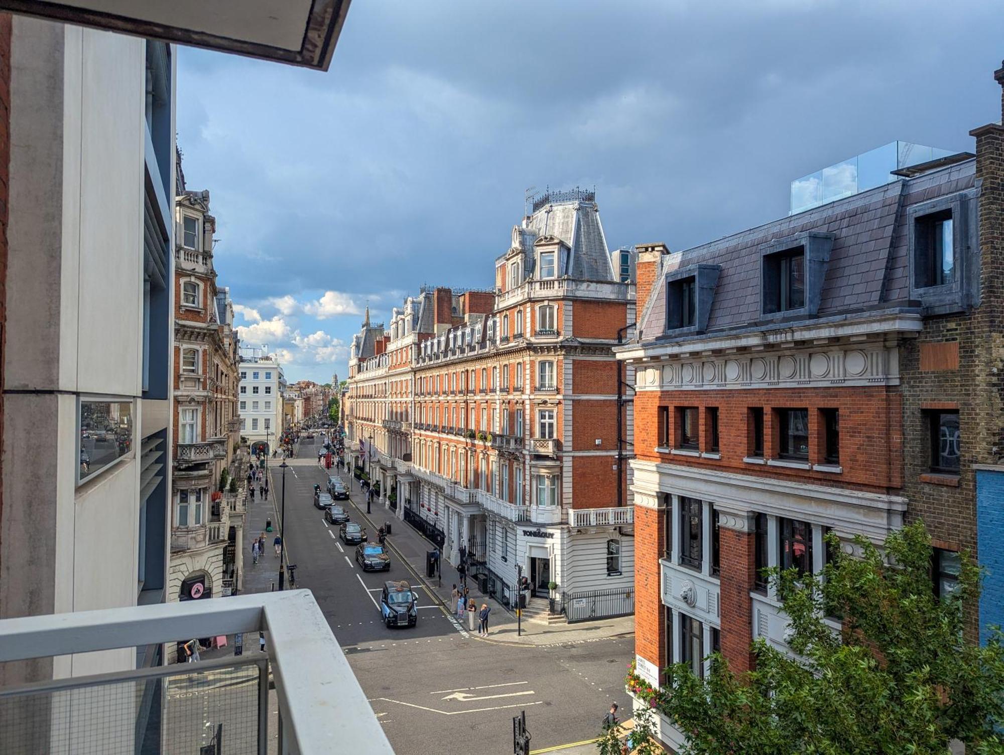 Estatesmen Selfridges Oxford Street * London